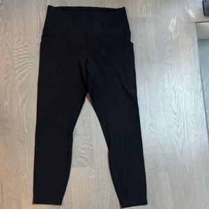 Lululemon Align 25 in Black High-Waisted Leggings, sz 10, Vail village pop up